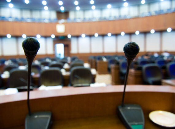 Παράσταση σε Δικαστήρια όλων των βαθμών Δικαιοδοσίας